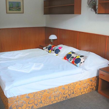 Kořenov Hotel Maredis المظهر الخارجي الصورة