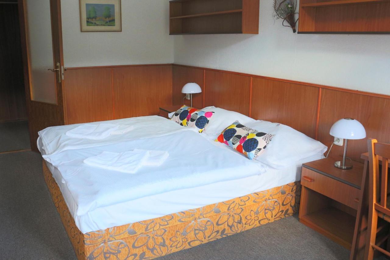 Kořenov Hotel Maredis المظهر الخارجي الصورة