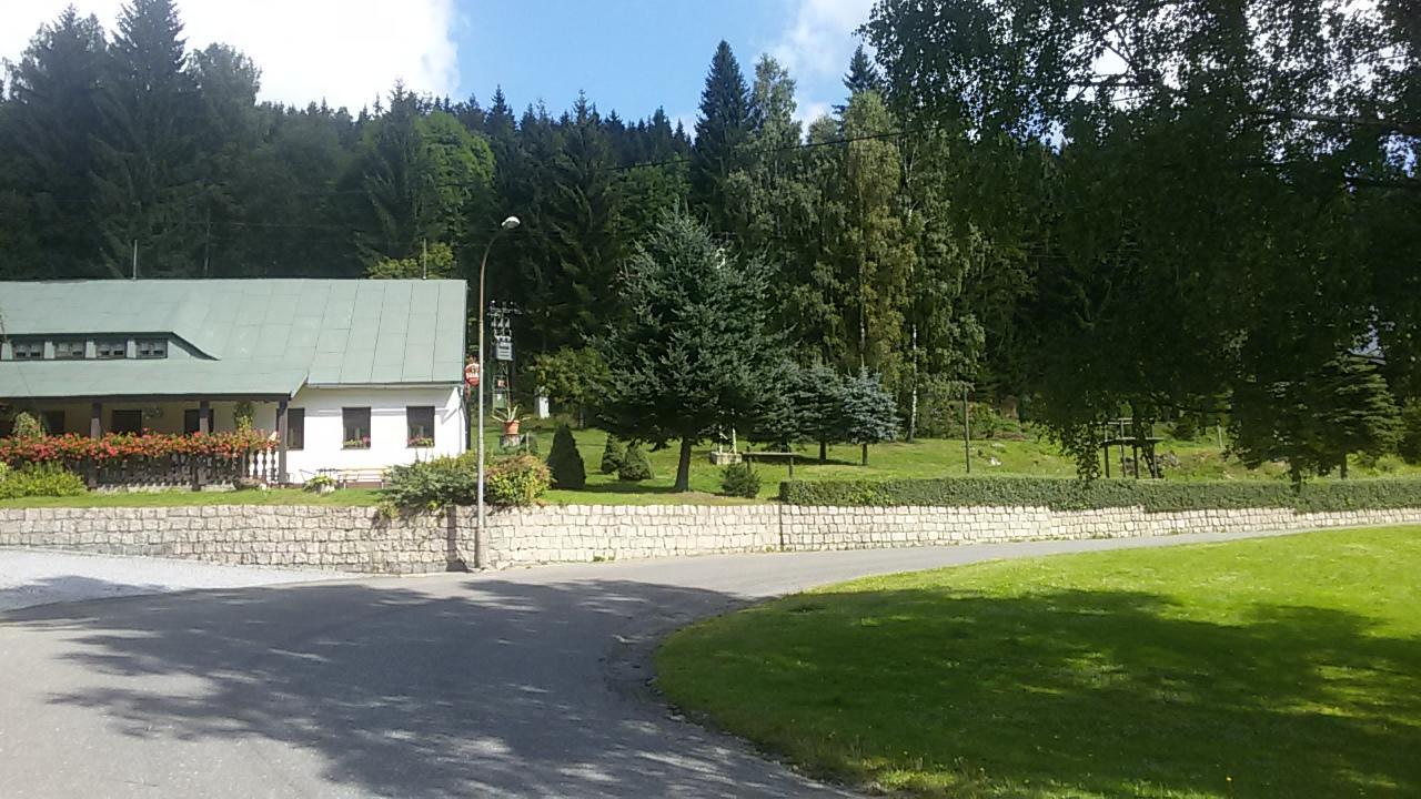 Kořenov Hotel Maredis المظهر الخارجي الصورة
